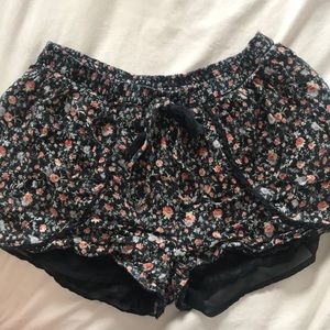 floral american eagle shorts